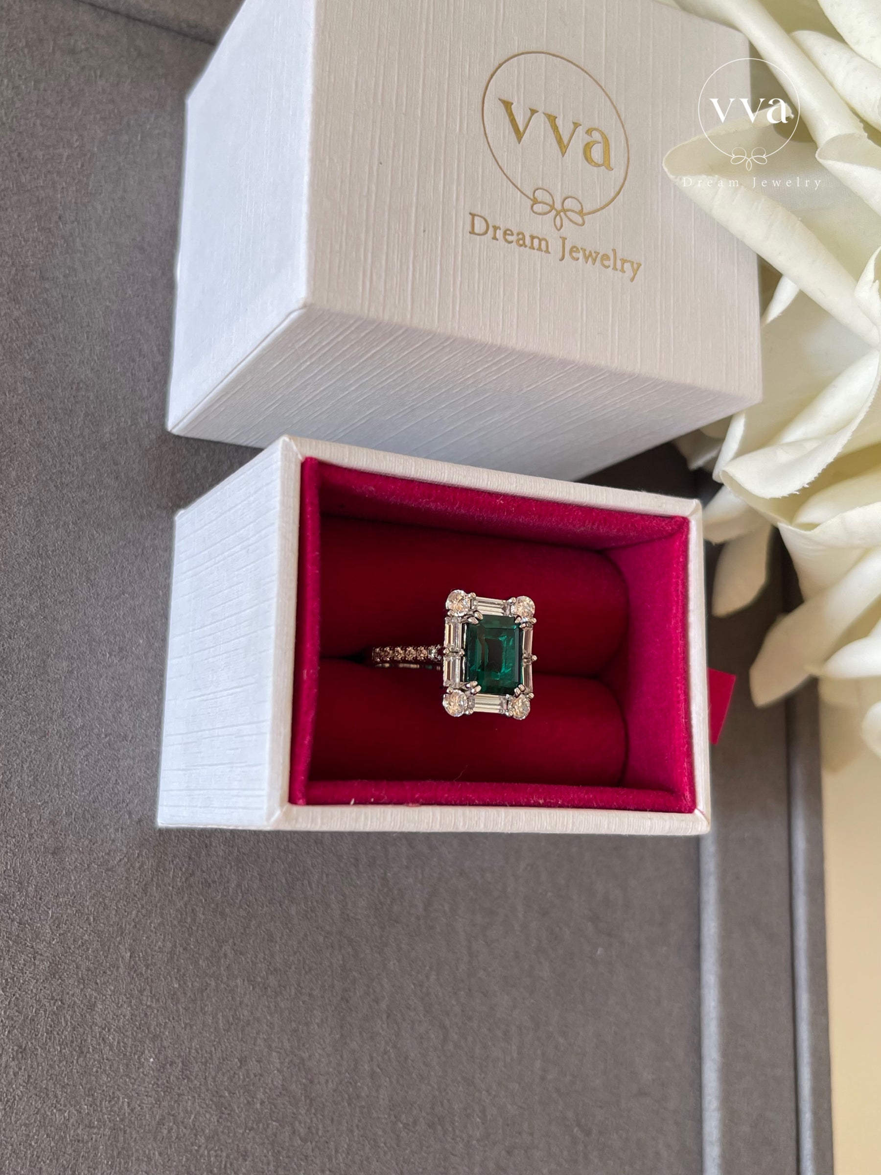 Lab-created Emerald Ring 2ct 18K Gold-Plated