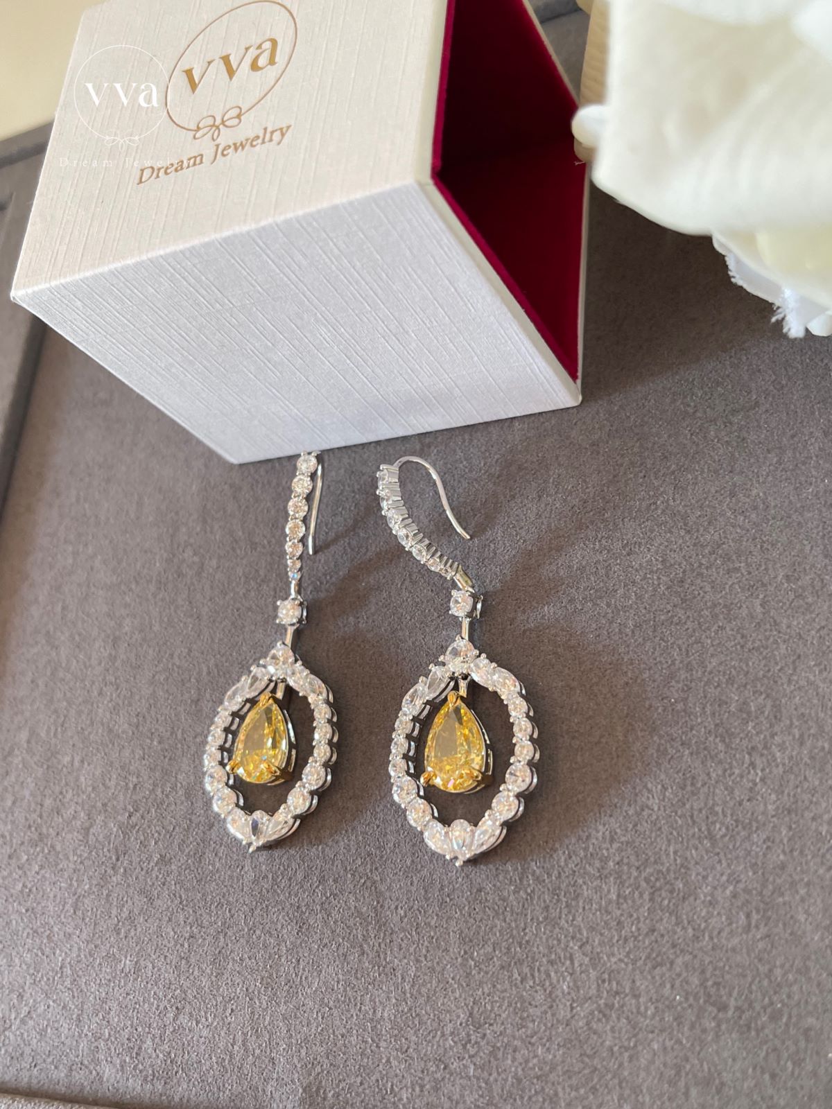 3ct Lab-created Yellow Pear Shape Moissanite Earring